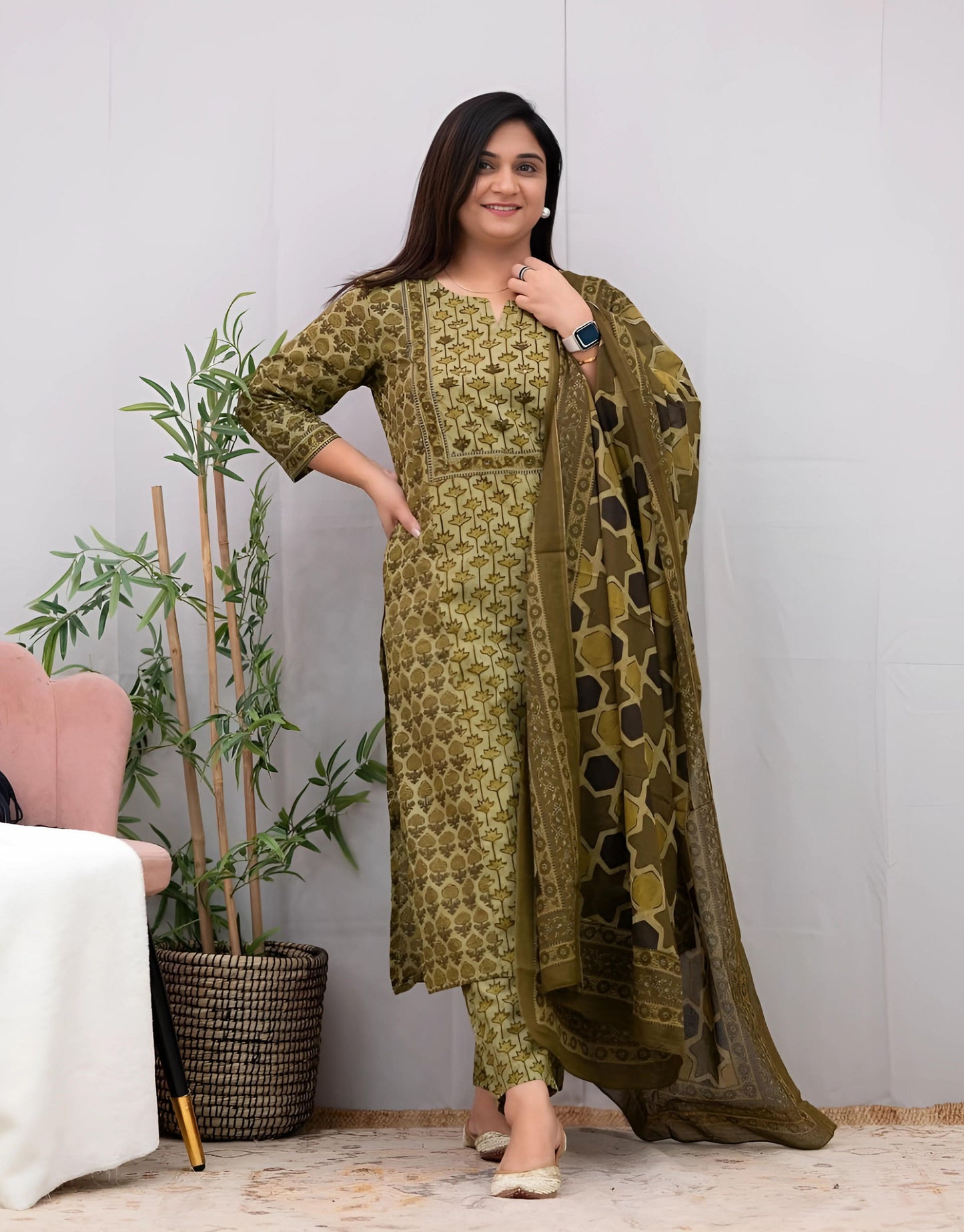 Ridhvi Classic Ajrakh Straight Pant Set-Gulabi Paridhan