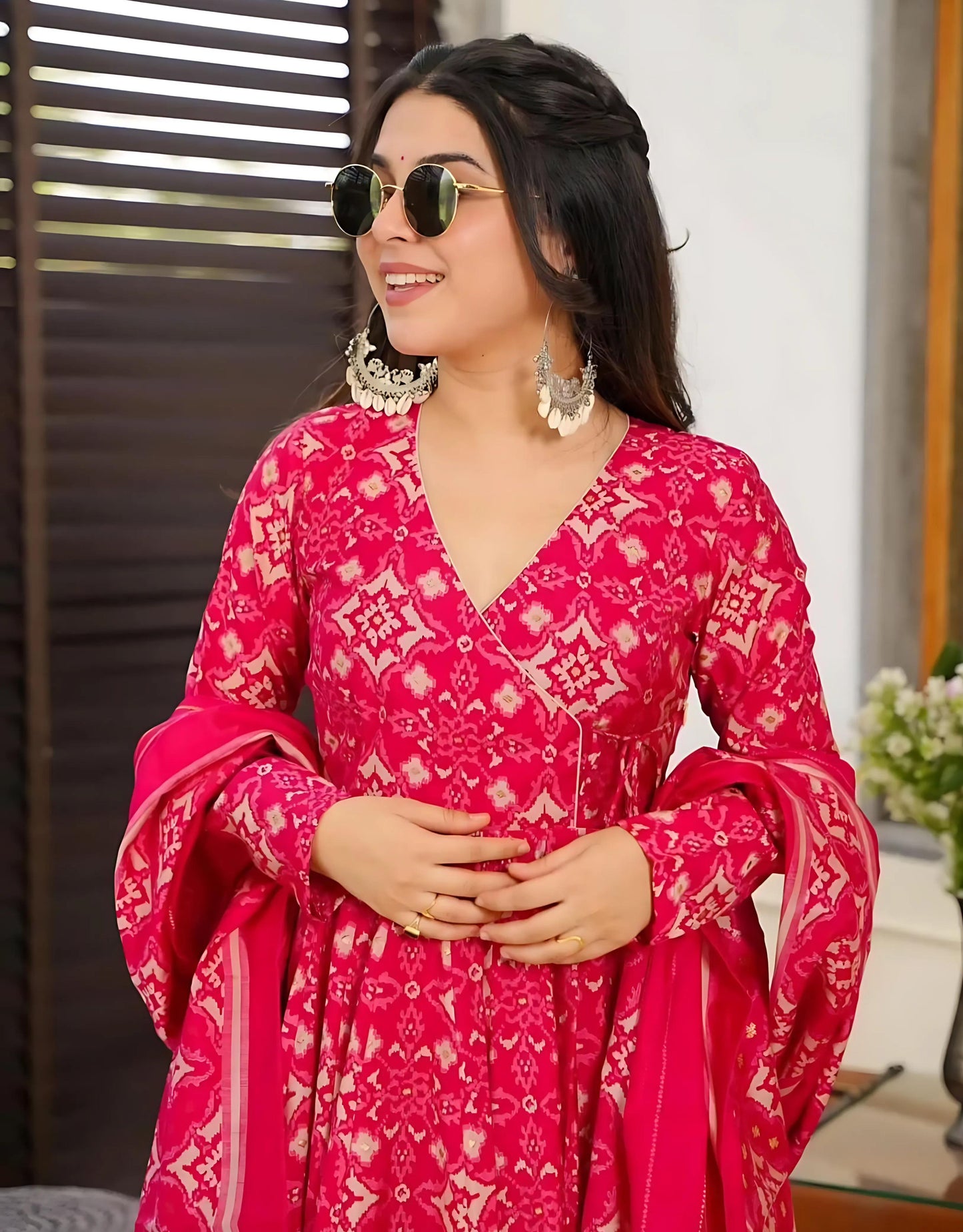 Royal Reverie: Grand Festive Anarkali - Gulabi Paridhan