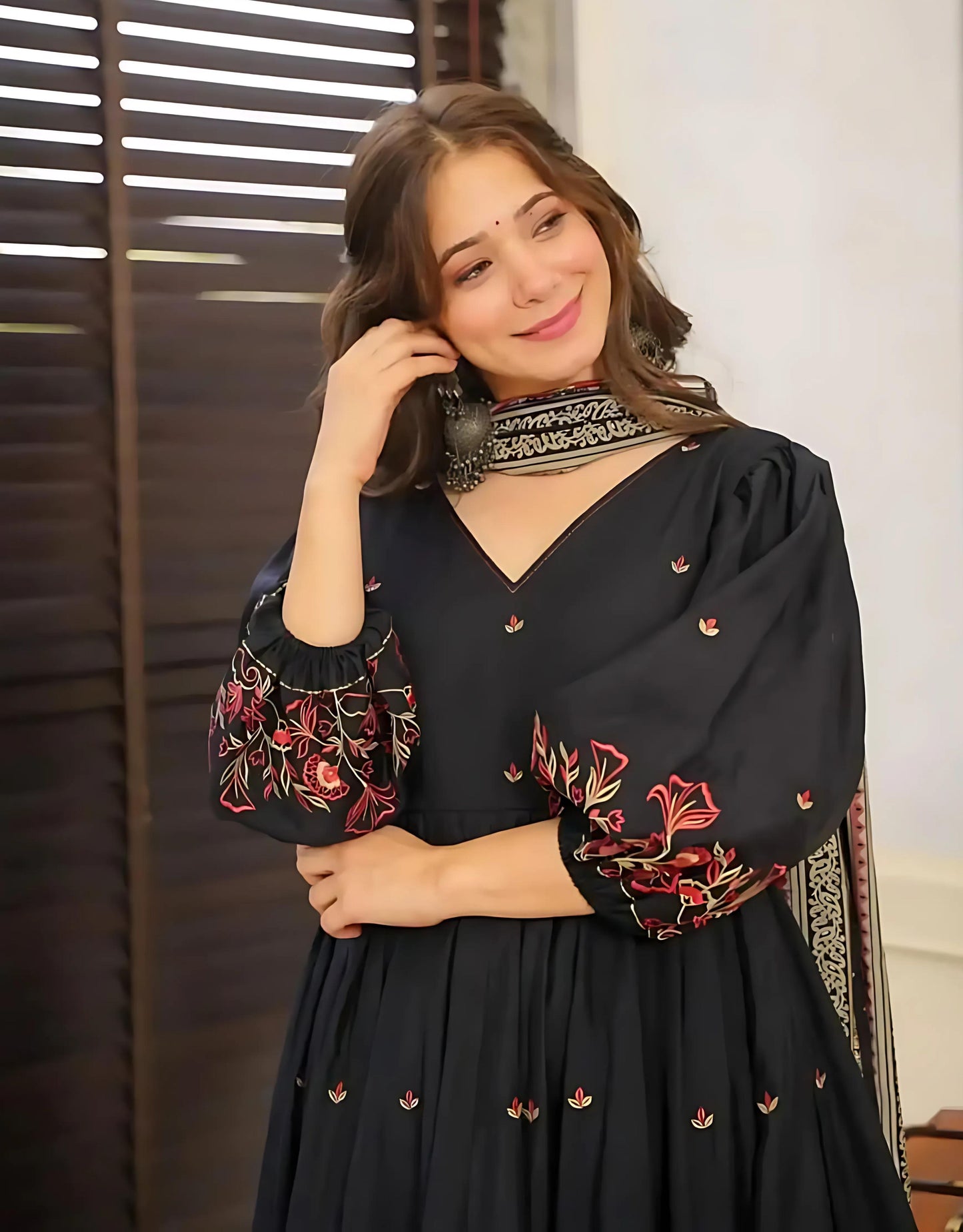 Royal Black Anarkali Kurti- Gulabi Paridhan