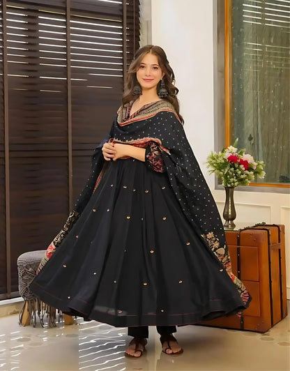 Royal Black Anarkali Kurti- Gulabi Paridhan