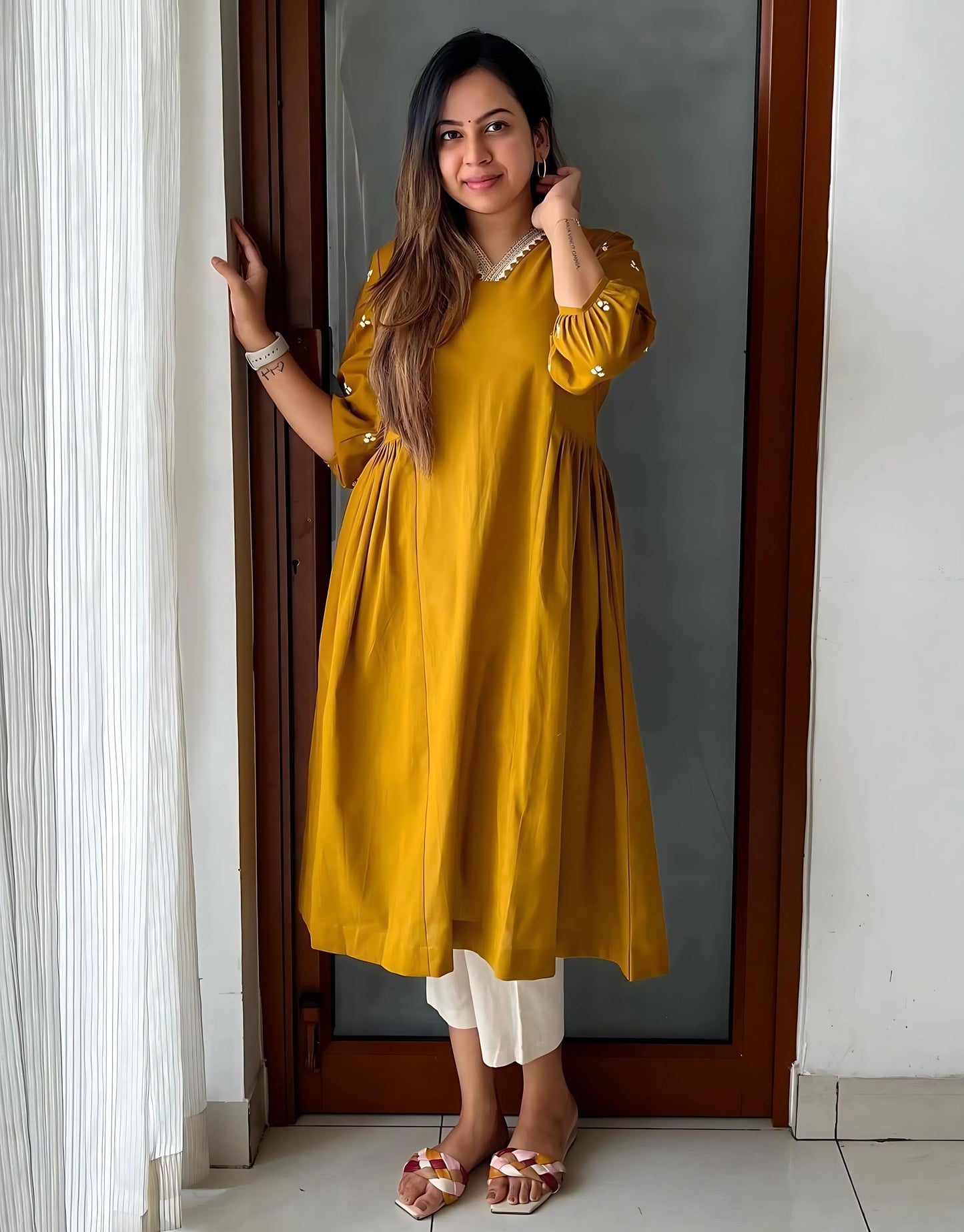 Mariyam Classic Solid Kurta Set- Gulabi Paridhan