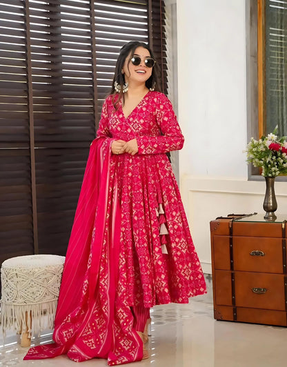 Royal Reverie: Grand Festive Anarkali - Gulabi Paridhan