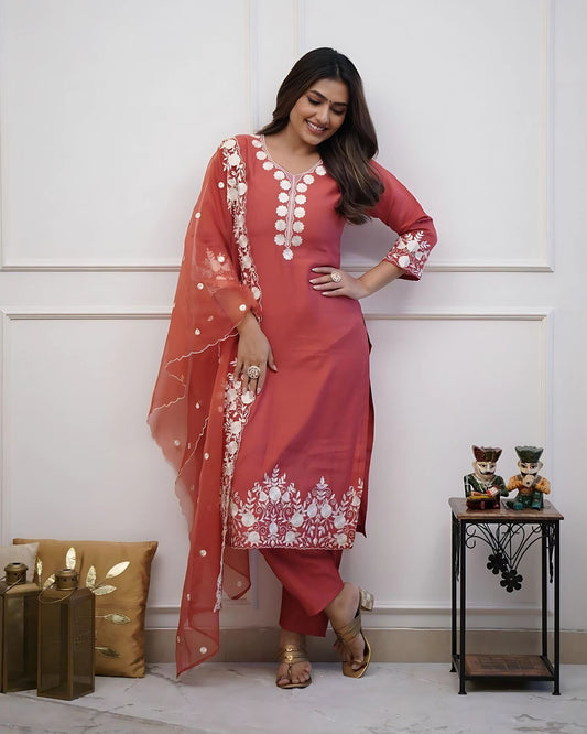 Roman Silk Kurta Set With Organza Dupatta- Gulabi Paridhan
