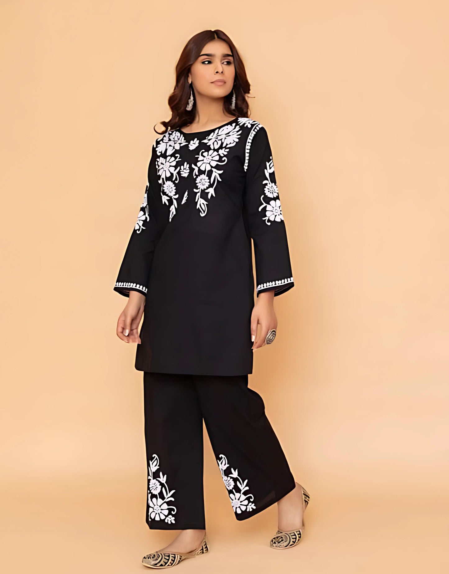 Naisha Zed Black Embroidered Coord Set- Gulabi Paridhan